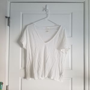 H&M flowy white tee
